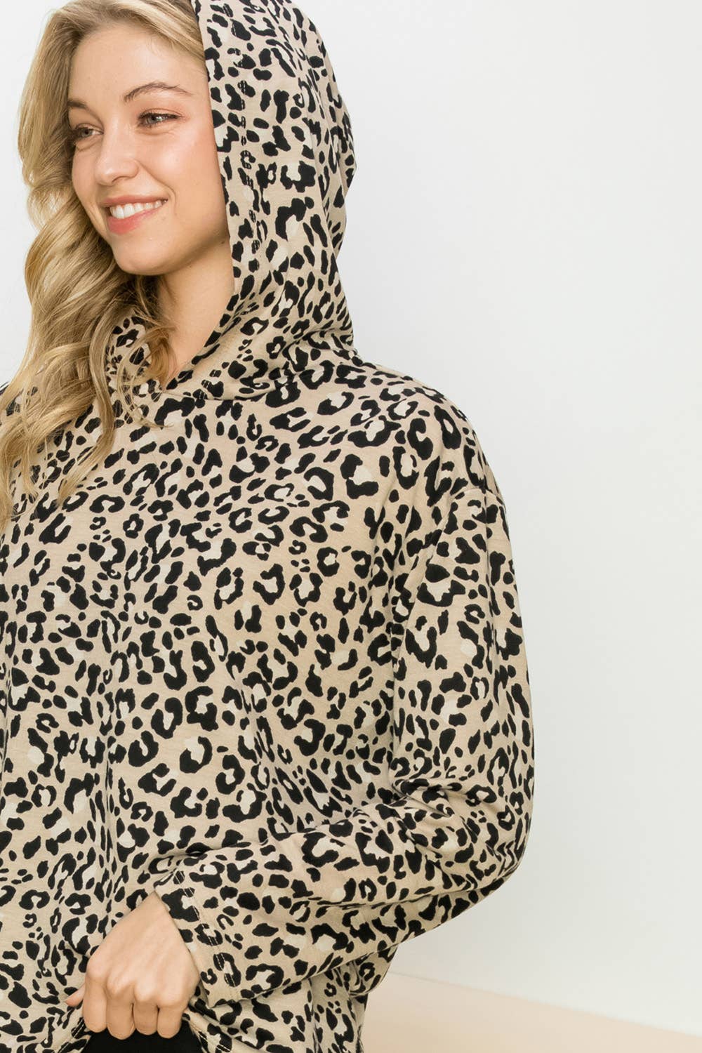 ST3063 - FRENCH TERRY LEOPARD PRINTED TOP WITH HOODIE