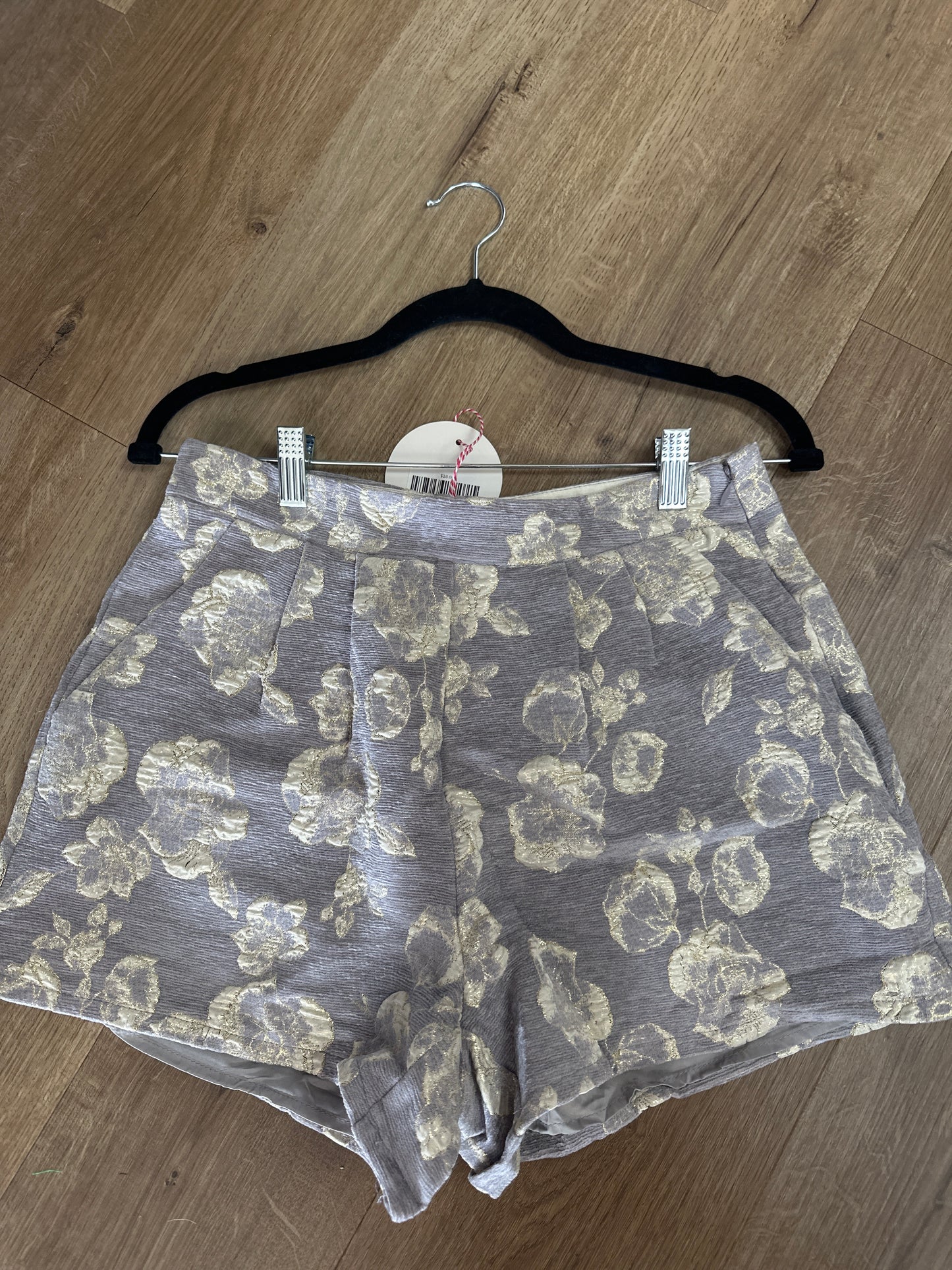 FLATTER ME SHORT