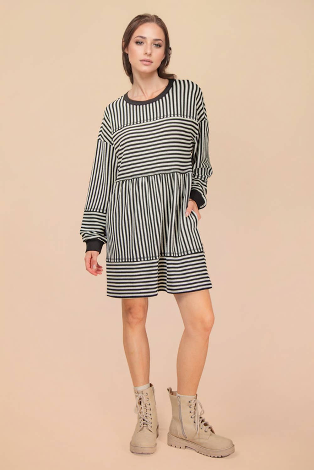 ND31917-Oversized Striped Casual Knit Mini Dress