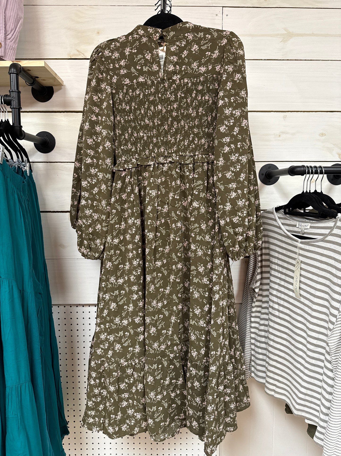 OLIVE DREAMS MAXI DRESS