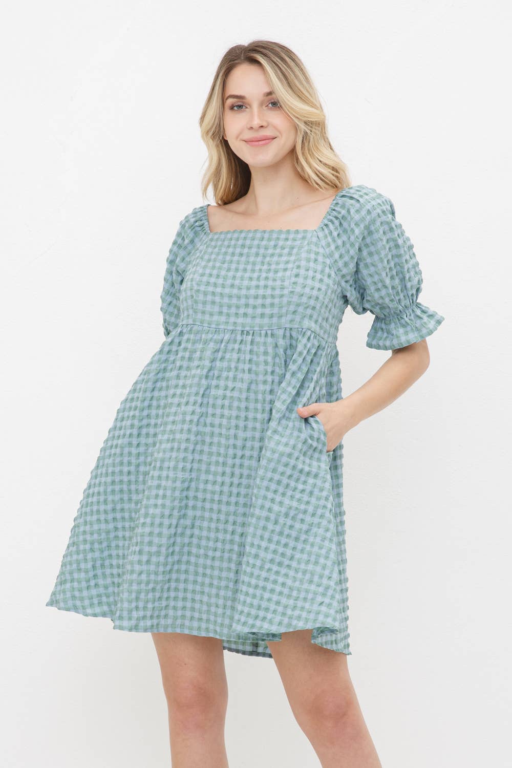 GINGHAM SQUARE NECK PUFF SLEEVE DRESS WITH POCKET: GREEN/BLUE / S-M-L(2-2-2)