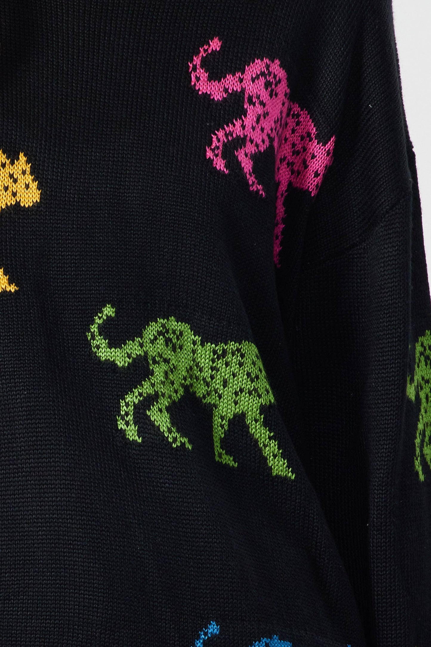 SW5067 - MULTI COLOR CHEETAH OVERSIZED PULLOVER SWEATER