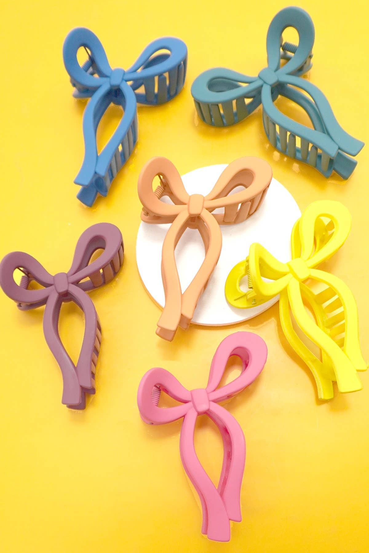 MATTE BOW HAIR CLAW CLIPS