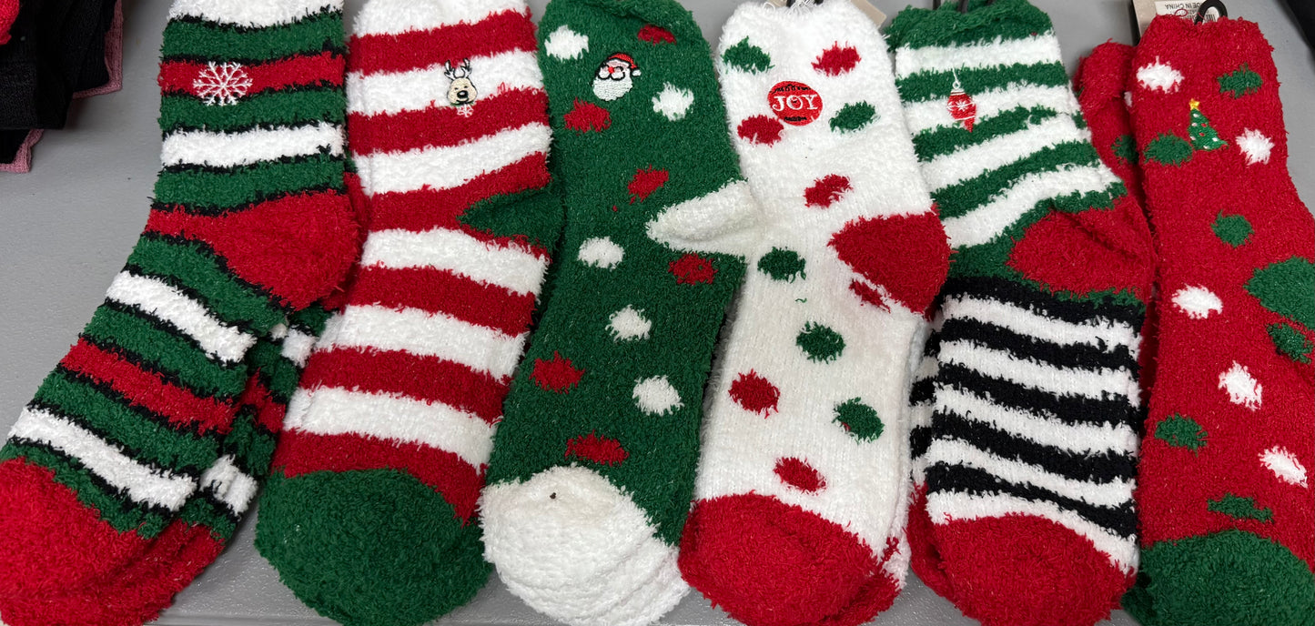 CHRISTMAS FUZZY SOCKS