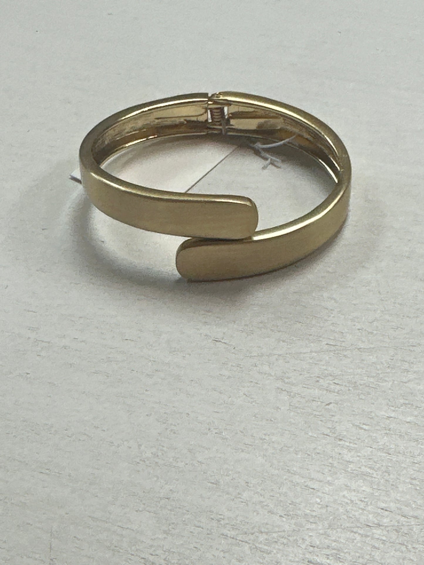 MATTE GOLD BRACELET