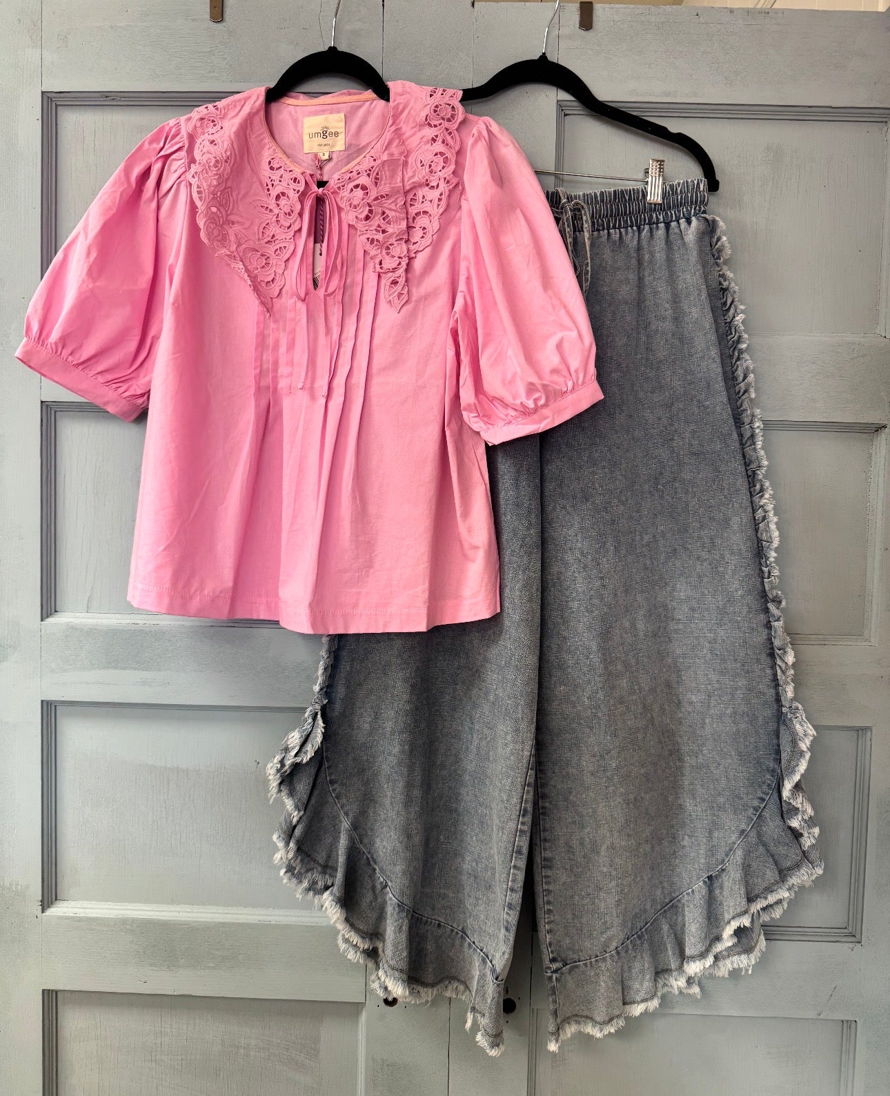 LOVELY LACE TOP