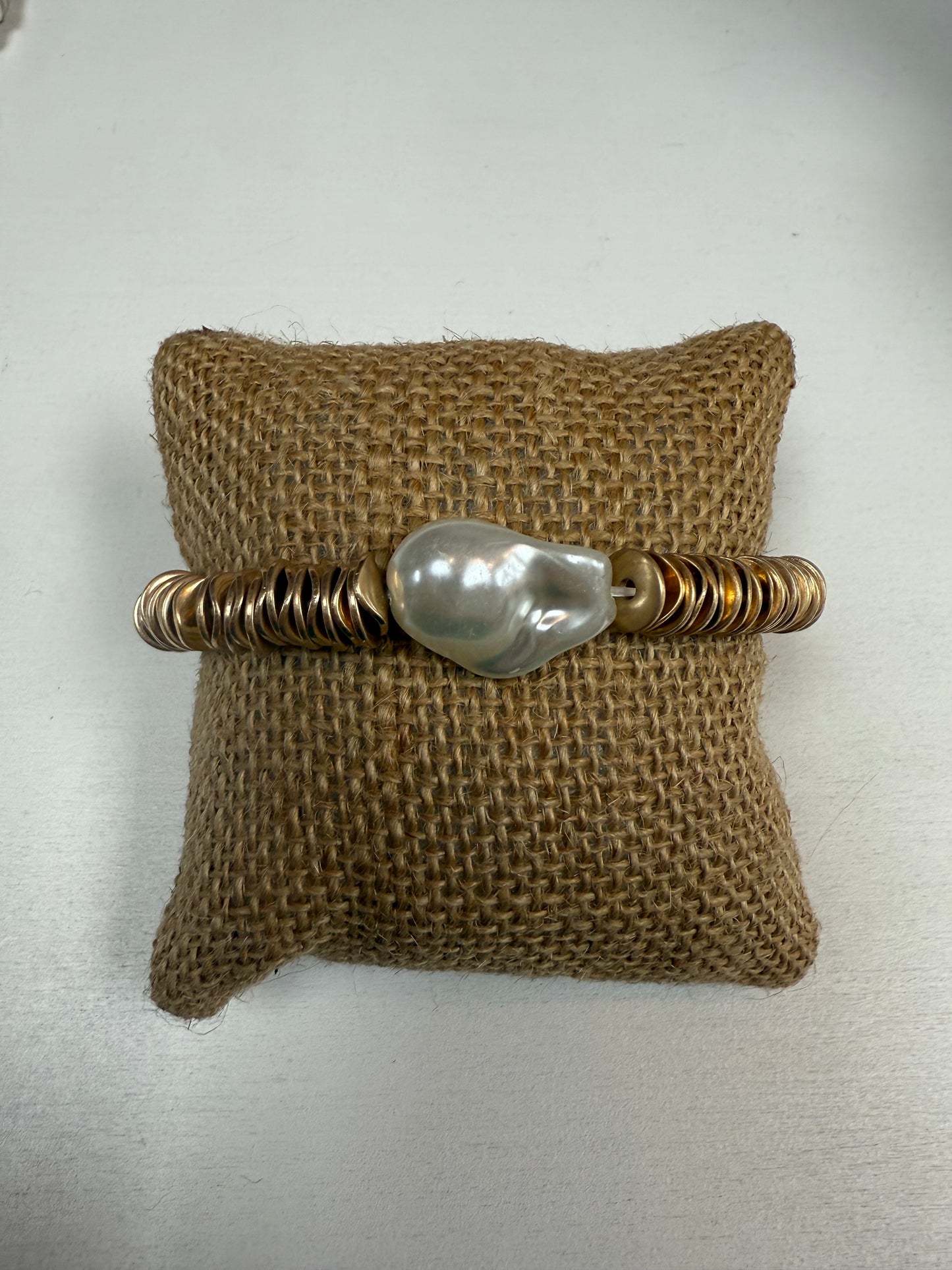 Unique Pearl Bracelet
