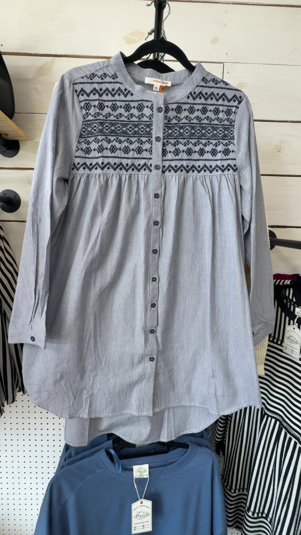 PINSTRIPE EMBROIDERY TOP