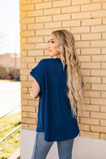 Round Neckline Crochet Poncho Sleeve Top: NAVY / S/M