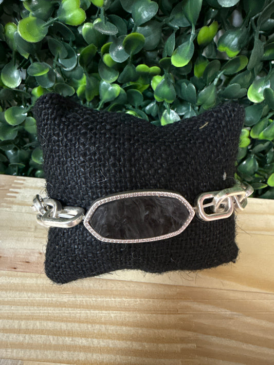 ONYX CHAIN LINK