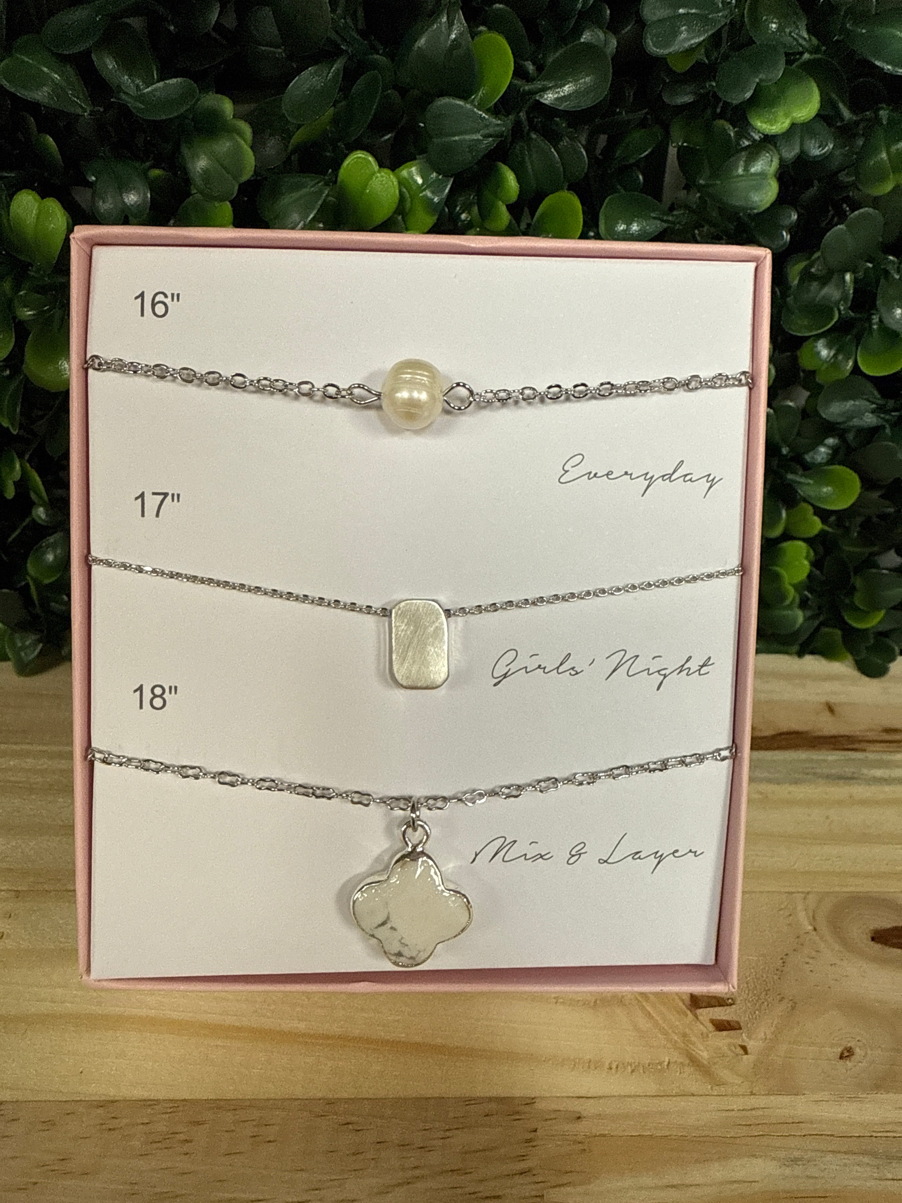 BOXED EVERYDAY NECKLACE SET