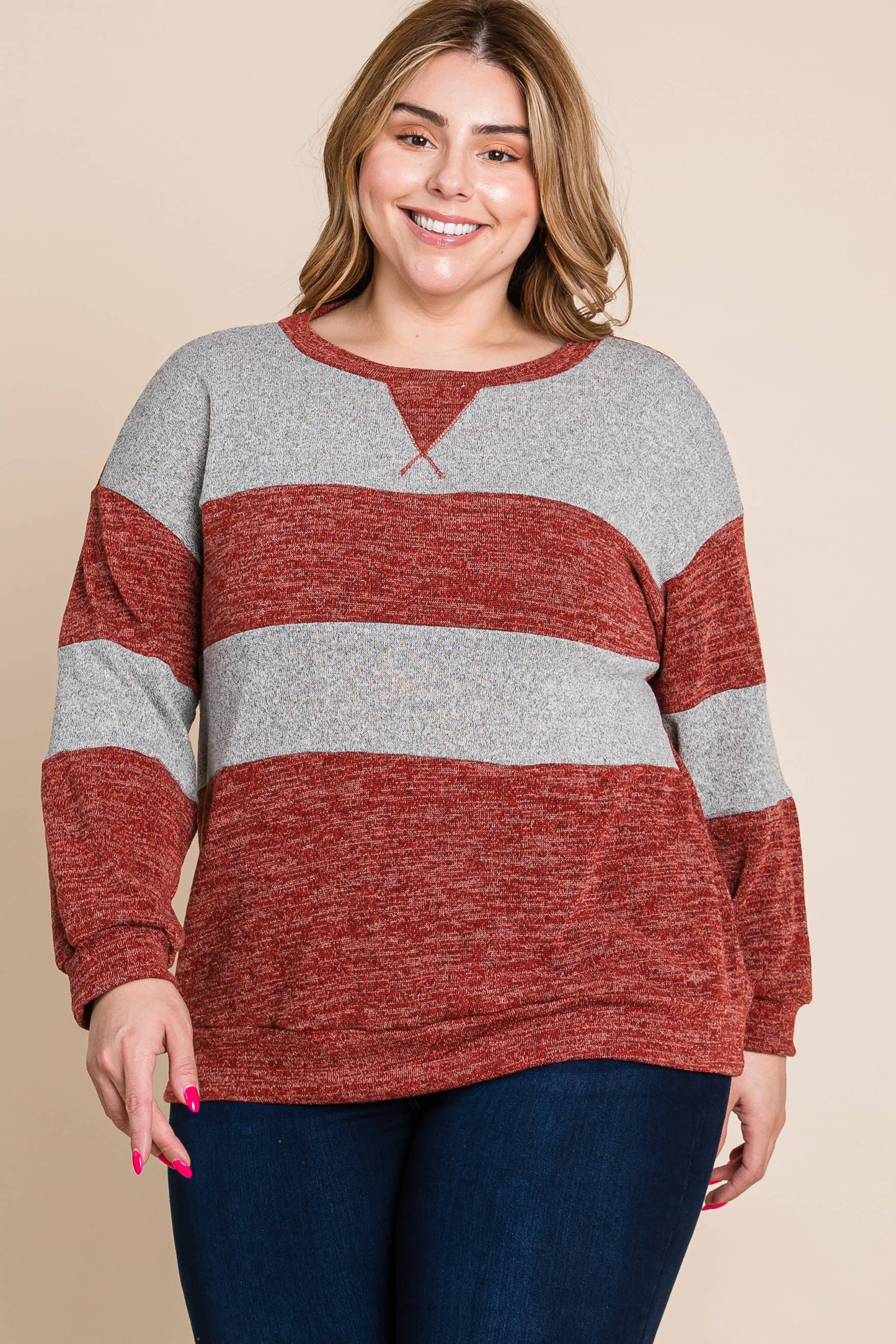 ETK-8626-PL Plus Size Color Block Casual Top