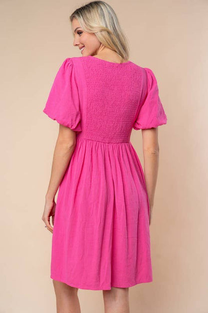 D90627 Short Sleeve Solid Woven Dress