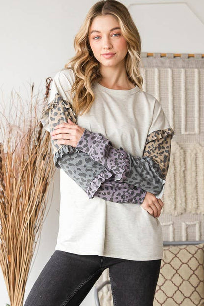 ET6877-10  SOLID COLOR BLOCK AND ANIMAL TOP WITH RUFFLED: OATMEAL / 2-2-2 (S-M-L)