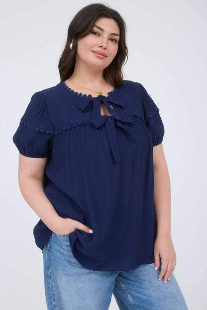 PLUS SCALLOP TRIM FRONT TIE DETAIL PUFF SLEEVE TOP: NAVY