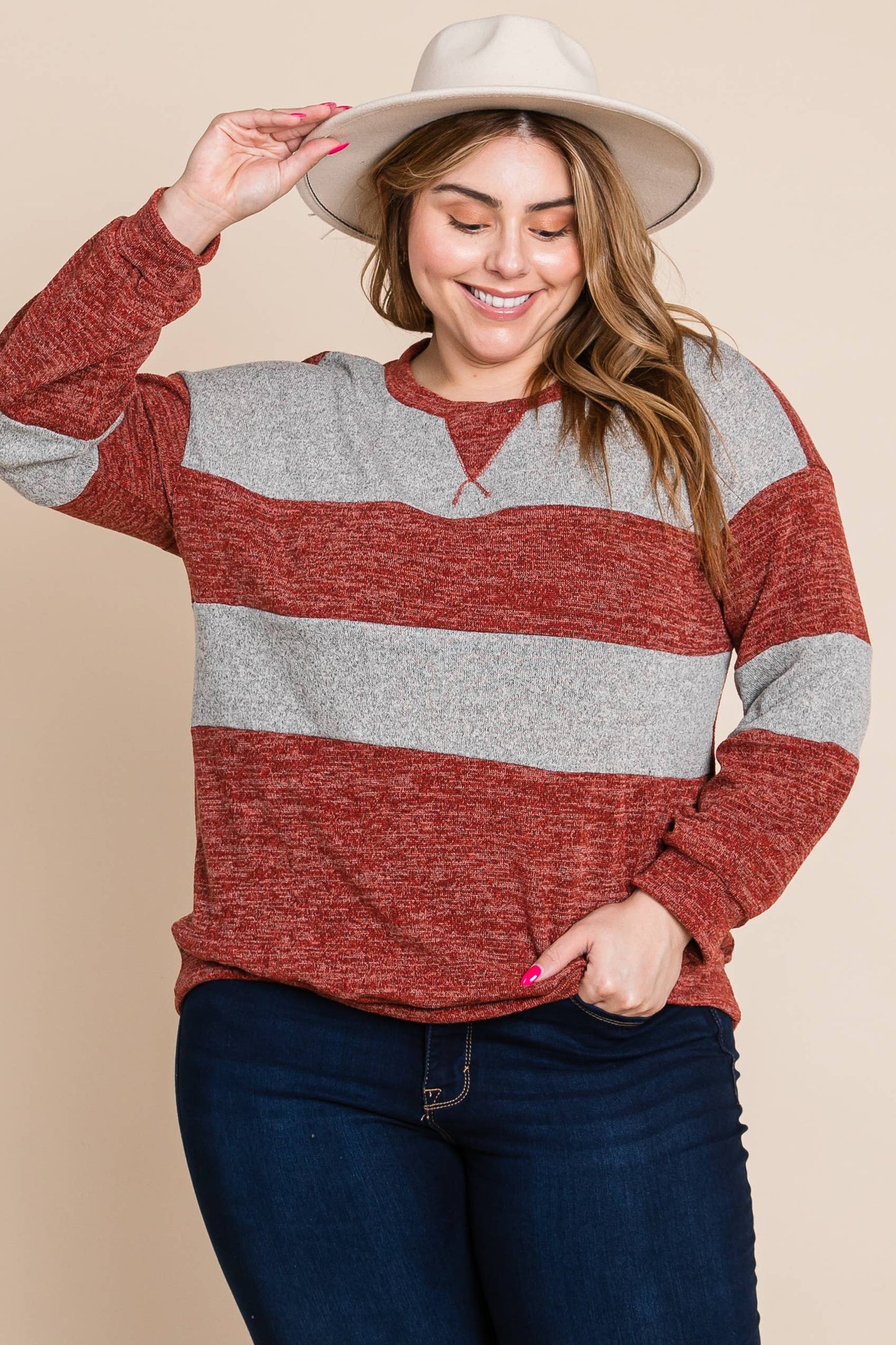 ETK-8626-PL Plus Size Color Block Casual Top