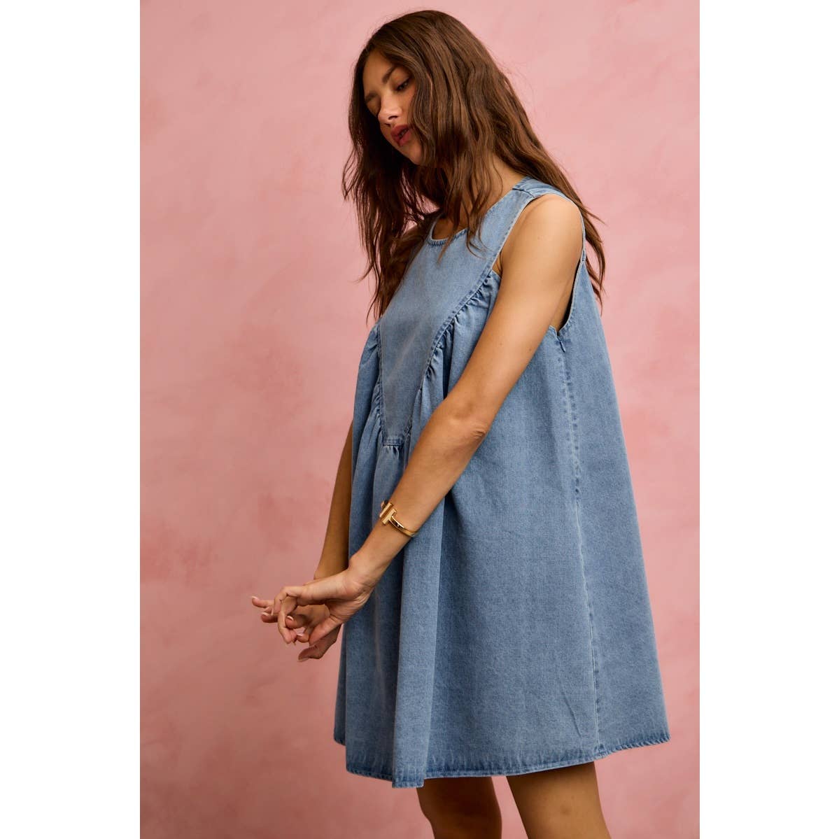 DENIM RUCHED SLEEVELESS DRESS