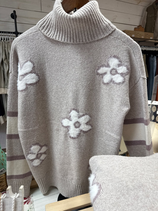 TURTLENECK FLOWER SWEATER