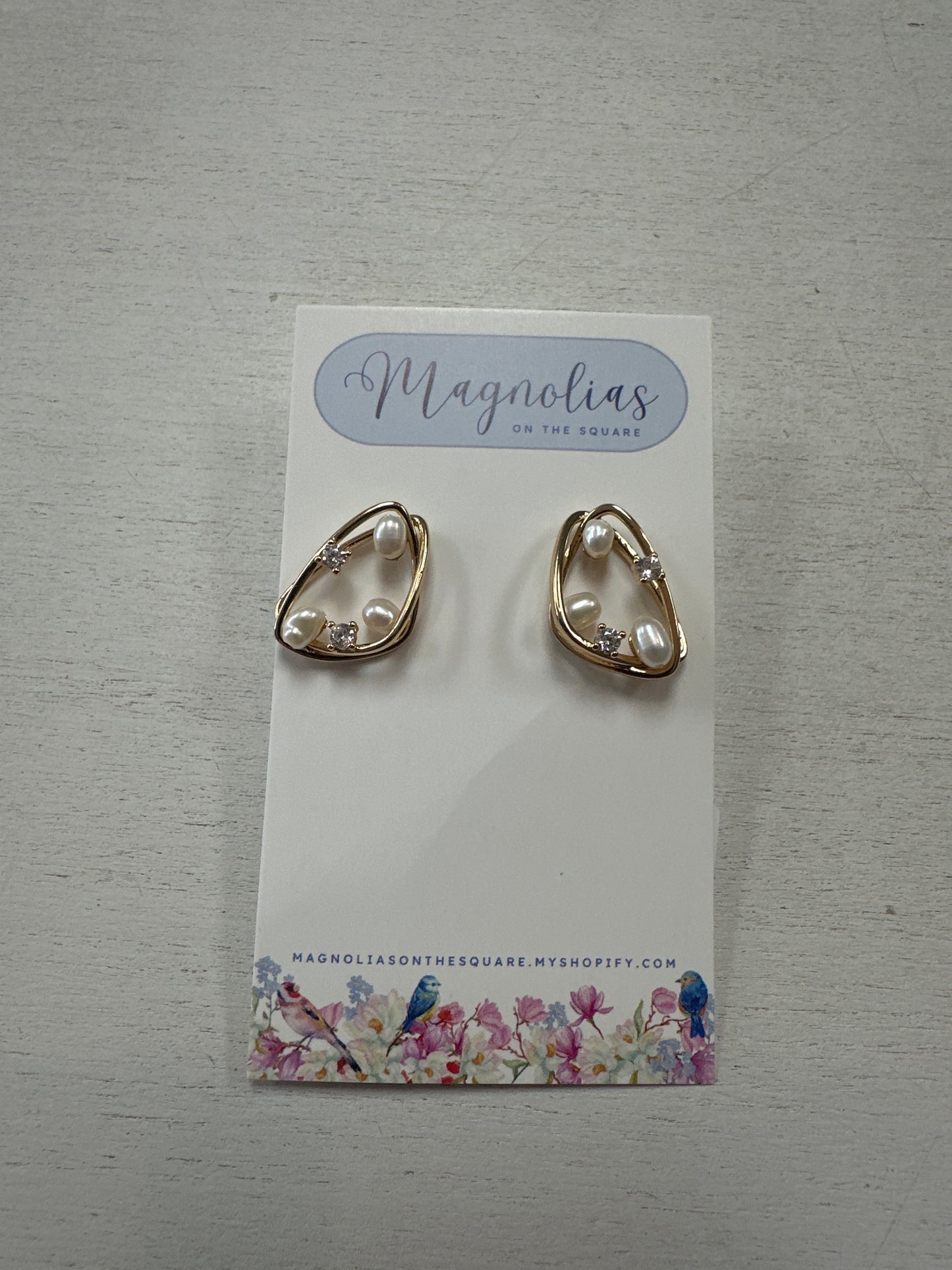 SPARKLING PEARL EARRINGS