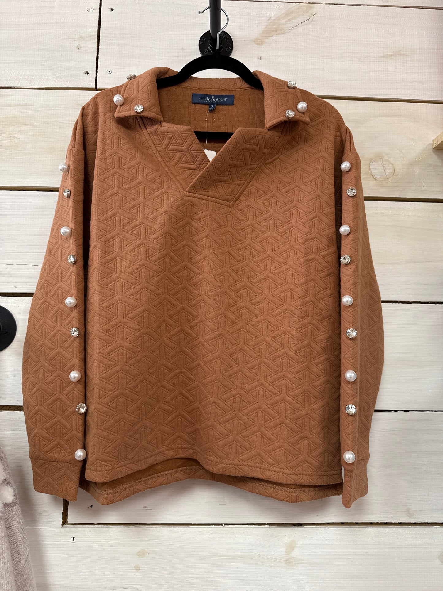 PEARL TEXTURED TOP