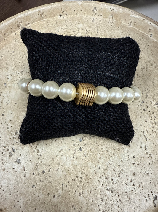 PEARL GOLD DISK BRACELET