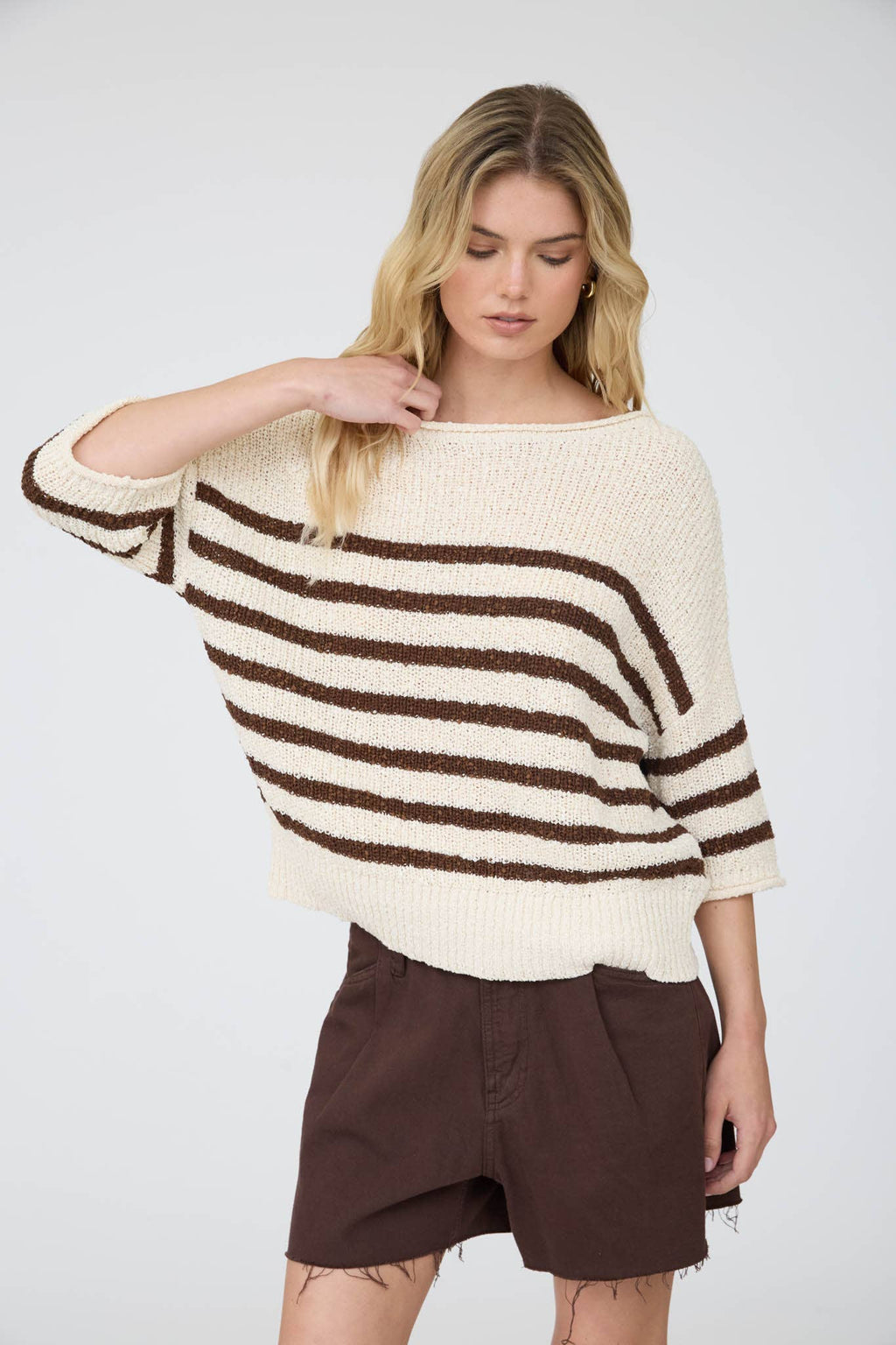 STRIPE TEXTURED KNIT HALF SLEEVE KNIT SWEATER