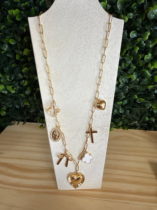 BOW CHARM NECKLACE