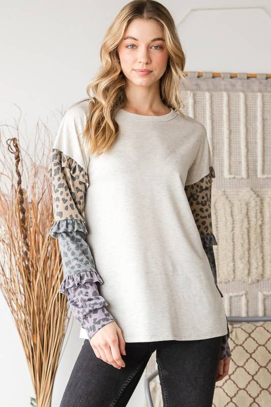 ET6877-10  SOLID COLOR BLOCK AND ANIMAL TOP WITH RUFFLED: OATMEAL / 2-2-2 (S-M-L)