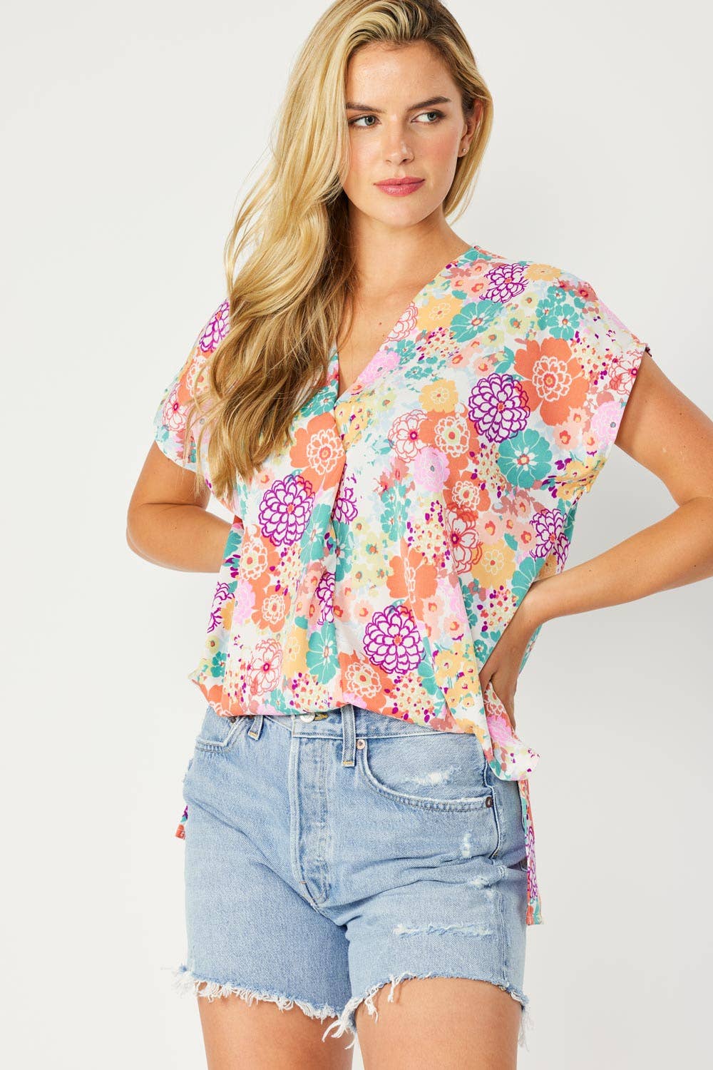 ST3611-E - FLORAL PRINT HI-LOW V NECK RELAXED FIT TOP