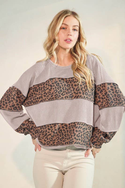 ET7944-10 PUFF SLEEVE SOLID URBAN RIBBED AND ANIMAL TOP: OATMEAL / 2-2-2 (1X-2X-3X)