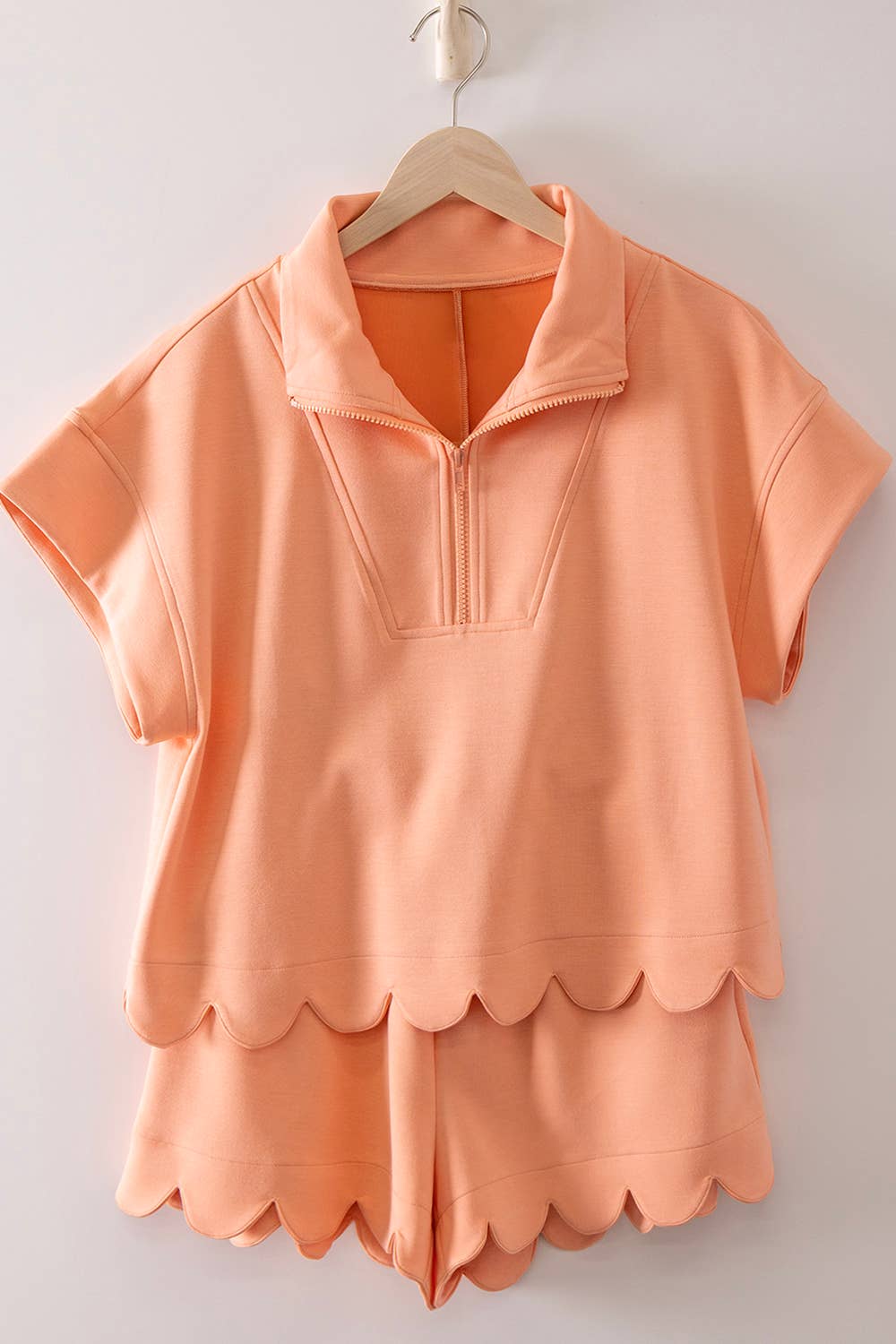 Half-Zip Scallop Active Shorts Set