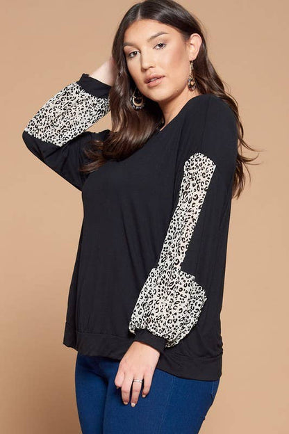 ETK-8180-PL Plus Size Animal Print Solid Jersey Casual Top