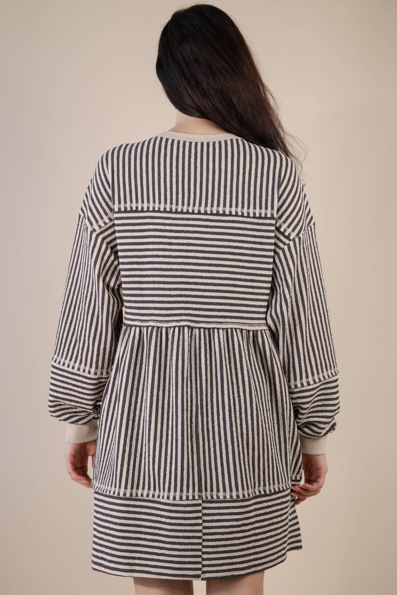 ND31917-Oversized Striped Casual Knit Mini Dress