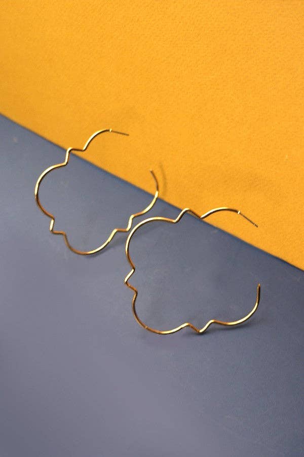 CLOVER SHAPE HOOP EARRINGS | 52E2082235