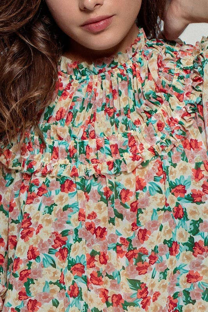Aurora of Ruffle Short Sleeve Blouse: CORAL/GREEN / S-M-L(2-2-2)