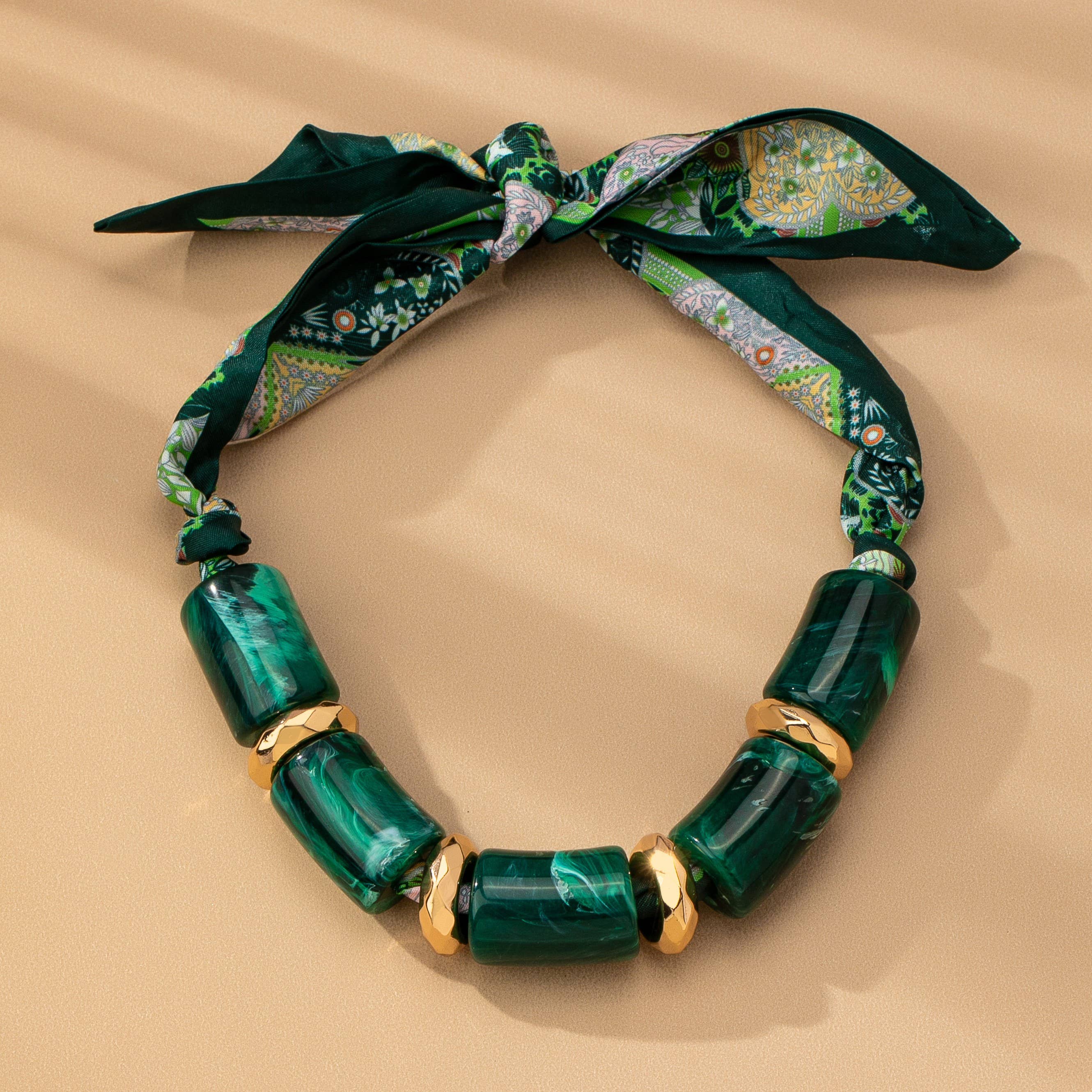 HANDMADE SCARF NECKLACE-CHUNKY MARBLE RESIN | 80N92488