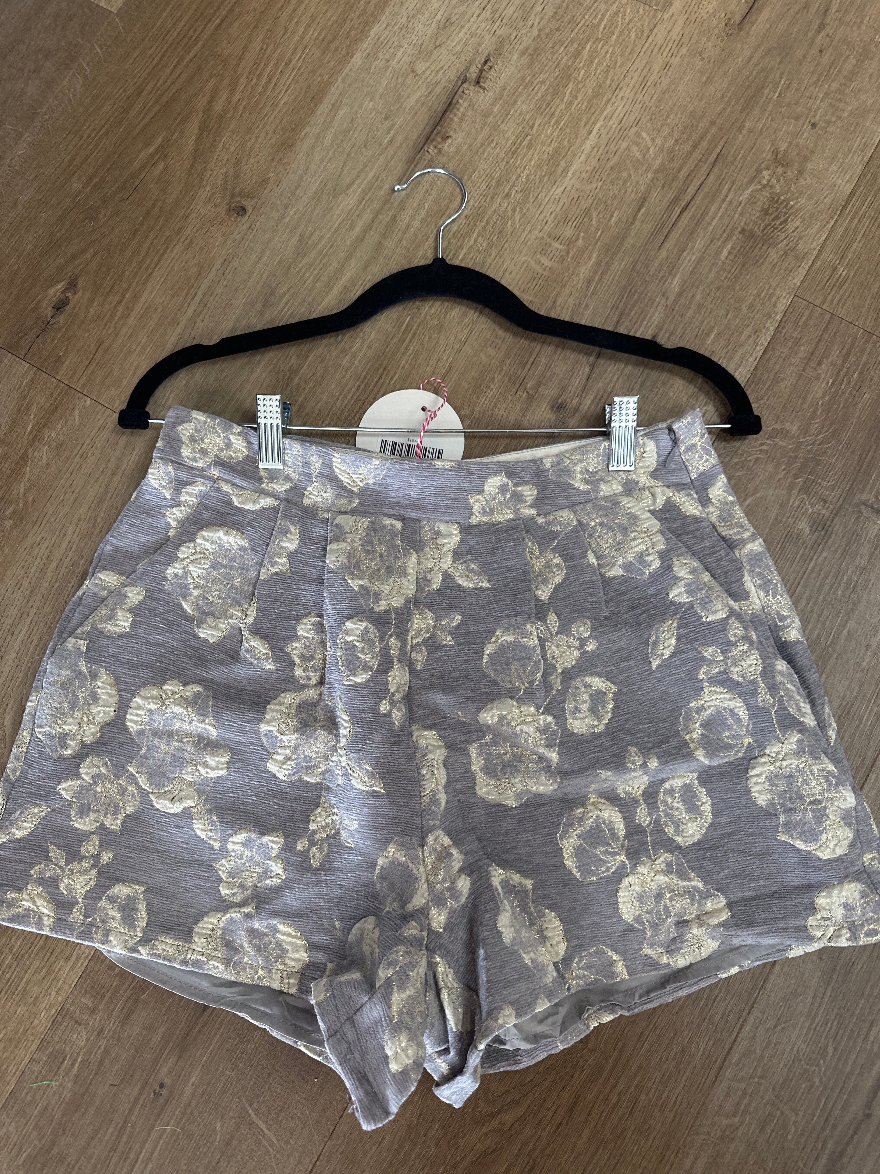 FLATTER ME SHORT