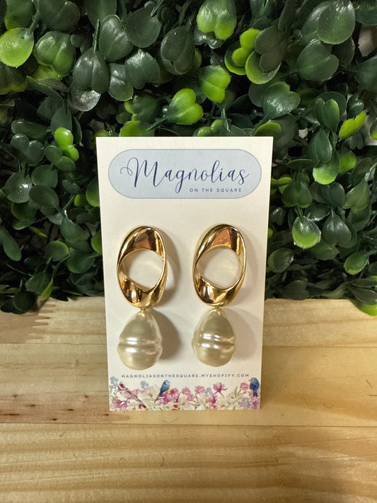 DROPS OF PEARLS EARRINGS