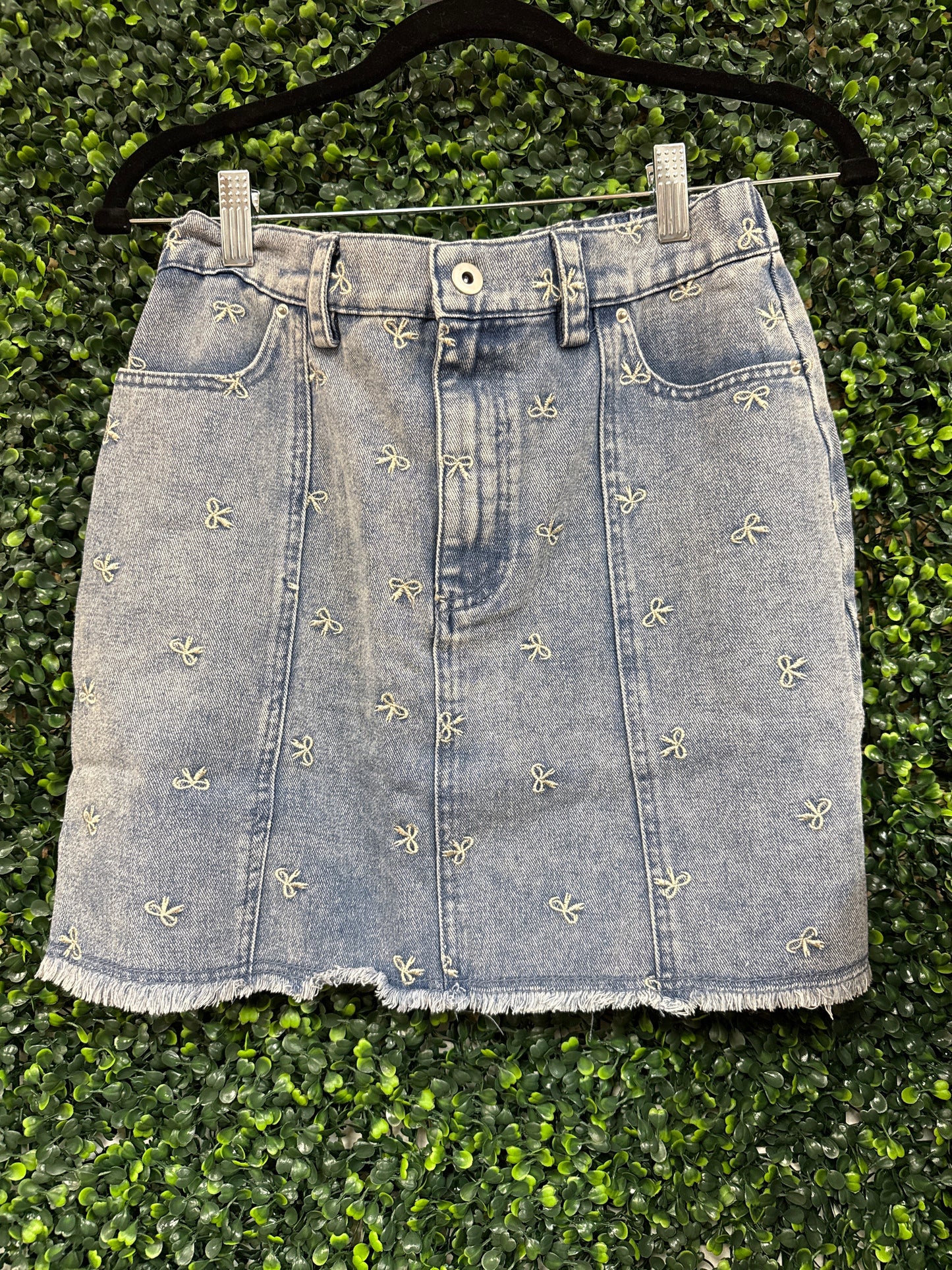DENIM BOW SKIRT