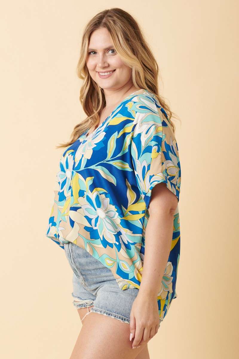 T10053PLG-PLUS LARGE FLOWER PRINT DOLMAN TOP