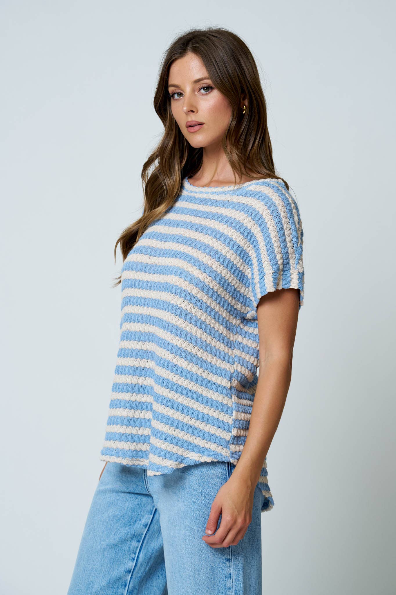 TEXTURED STRIPE ROUND NECK DOLMAN SLEEVE KNIT TOP