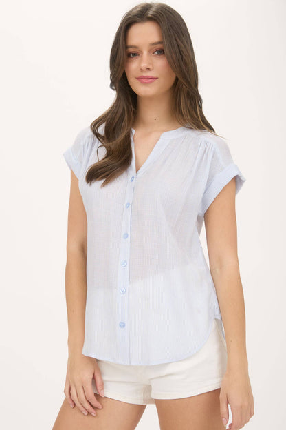 PINSTRIPE SHORT CUFF SLEEVE BUTTON DOWN SHIRT: CHAMPAGNE