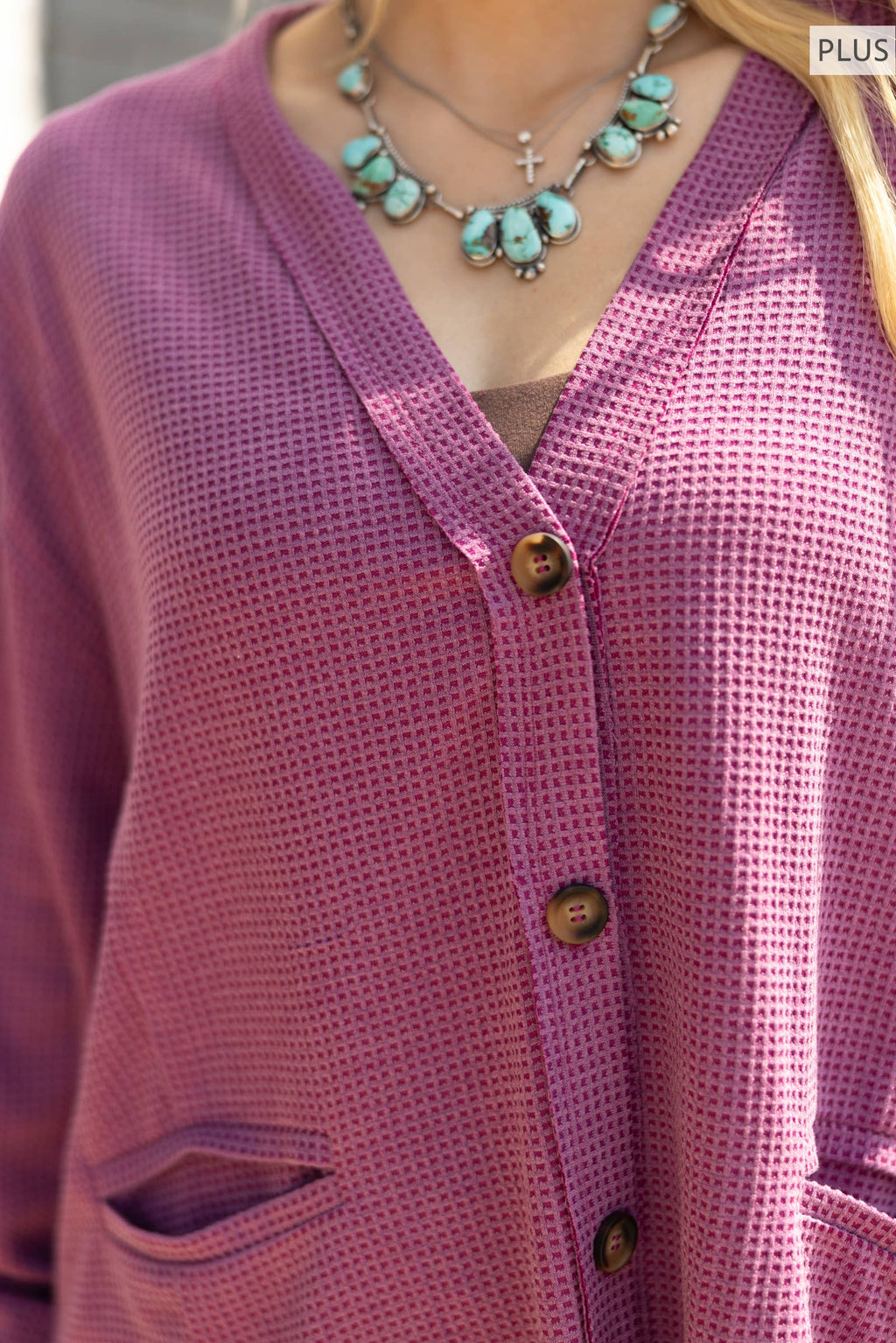 PLUS SIZE Two-Tone Charm Cardigan: Magenta / 1X