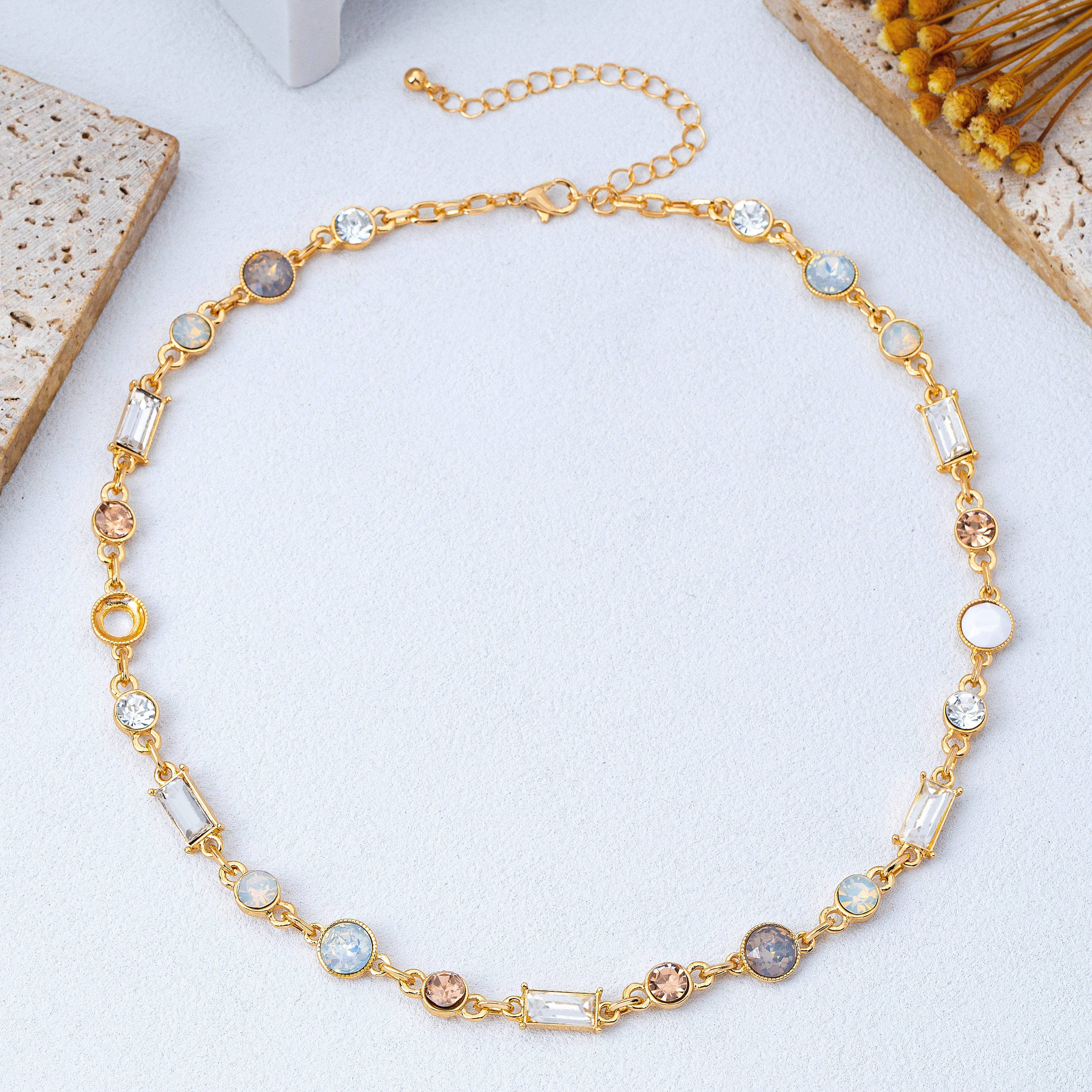 Mixed-Cut Crystal Station Statement Necklace | 80N93306