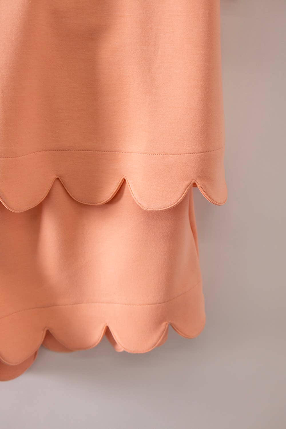 Half-Zip Scallop Active Shorts Set
