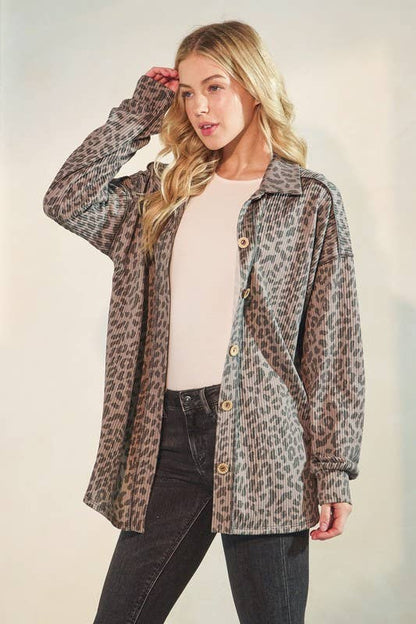 ET7425-14 BASIC COLLAR ANIMAL URBAN RIB BUTTON DOWN TOP: TAUPE / 2-2-2 (S-M-L)