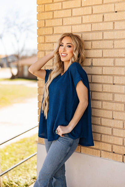 Round Neckline Crochet Poncho Sleeve Top: NAVY / S/M