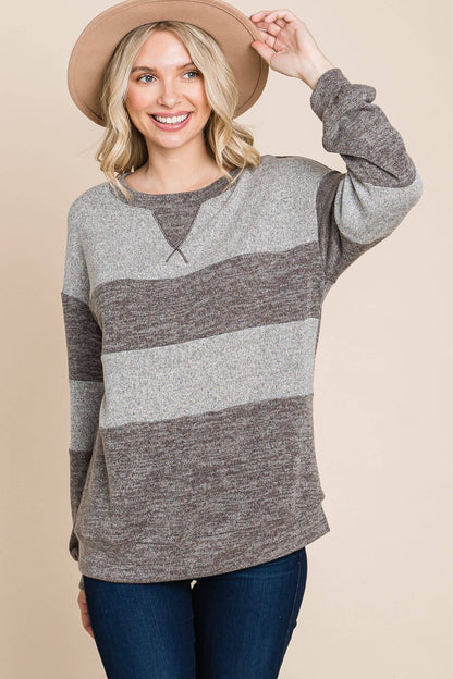 ETK-8626-PL Plus Size Color Block Casual Top