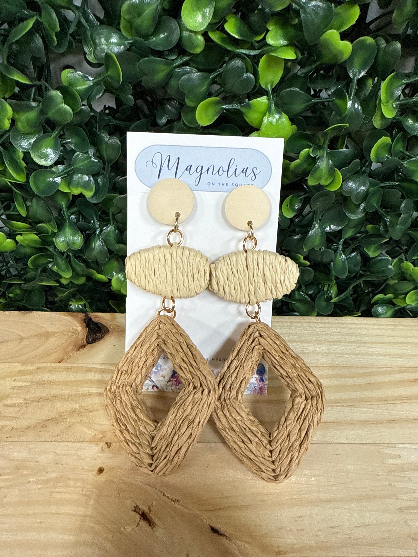 RAFFIA TRIANGLES