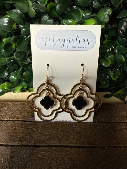 TRIPLE CLOVER EARRINGS